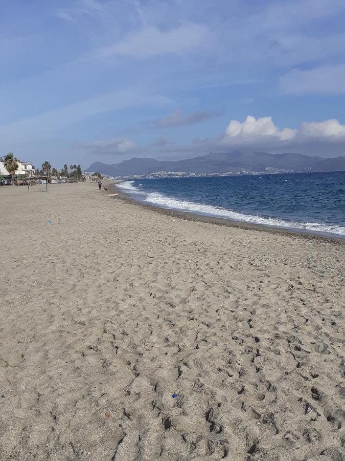 Αqua Dream Beach Apartment Кос Екстериор снимка